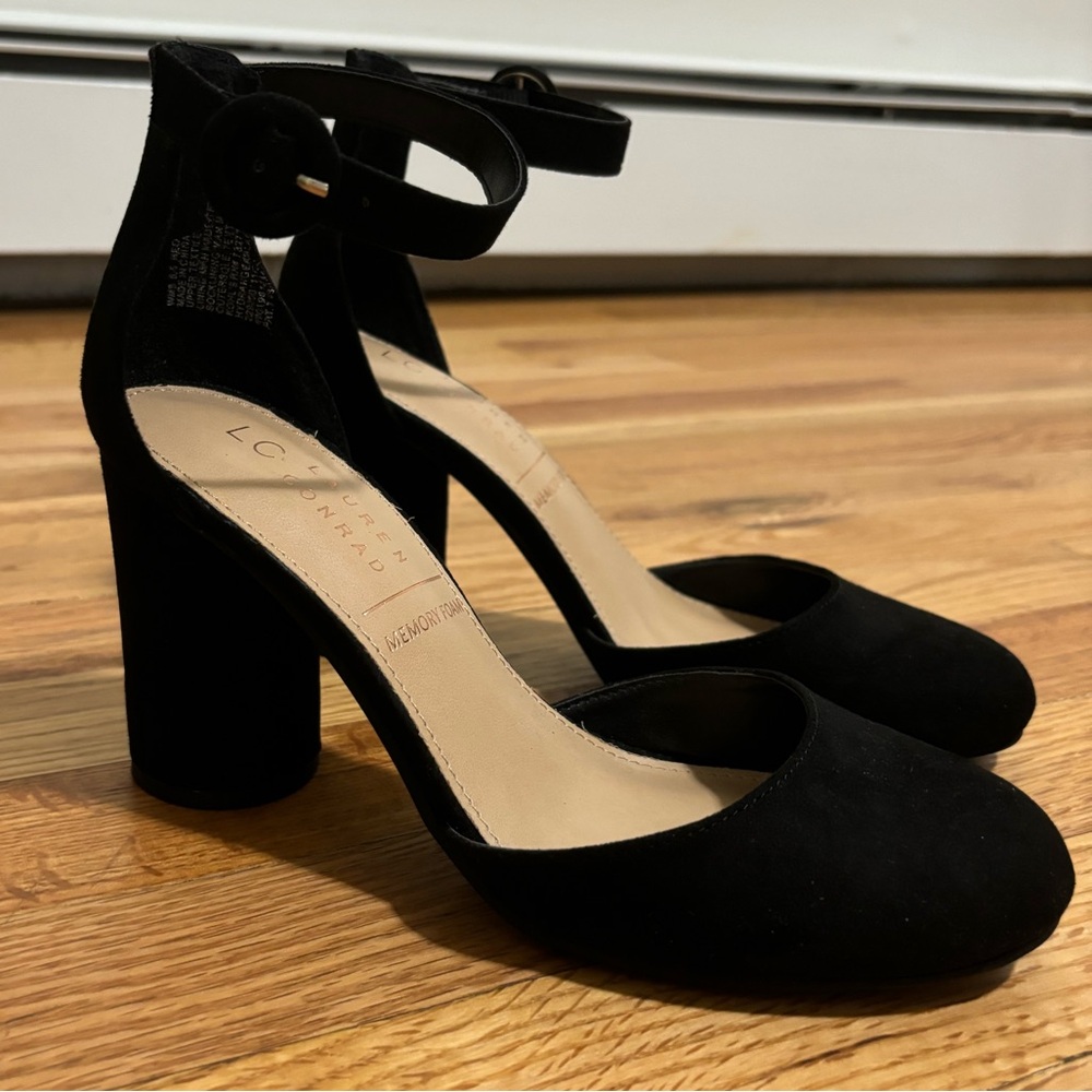 Lauren Conrad Black Heels Size 6.5